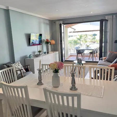 Marbella, Arqueros Golf & Country Club, Sleeps 7 1 Child Апартаменты Марбелья