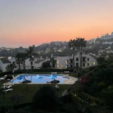 Marbella, Arqueros Golf & Country Club, Sleeps 7 1 Child Марбелья