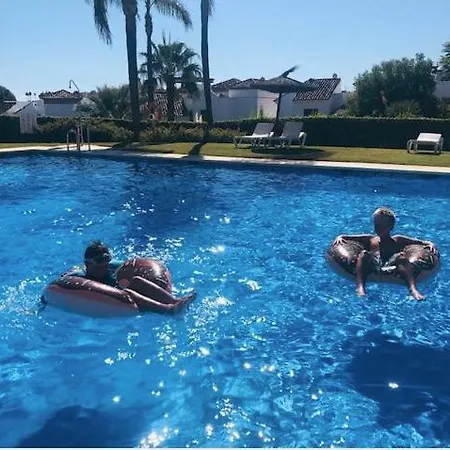 Marbella, Arqueros Golf & Country Club, Sleeps 7 1 Child Apartament *