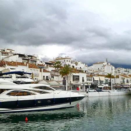 Marbella, Arqueros Golf & Country Club, Sleeps 7 1 Child شقة ماربيا